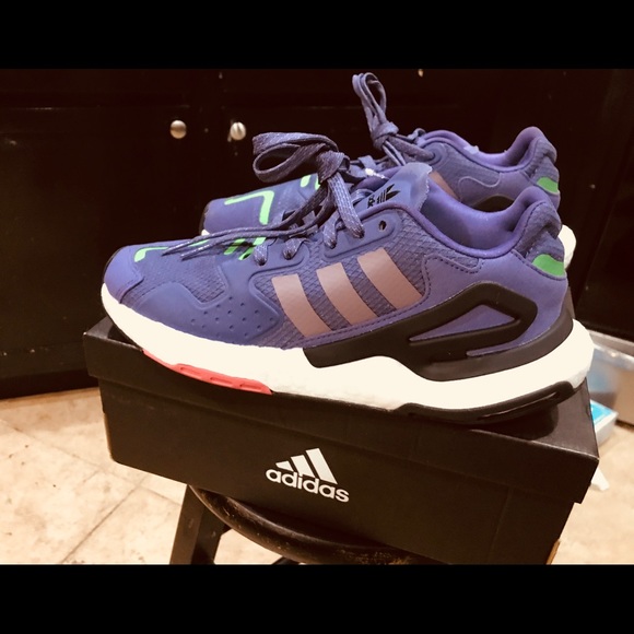 🎈Sold🎈adidas New! DAY JOGGER ORIGINALS Women’s - Picture 4 of 16